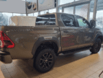 TOYOTA HILUX INVINCIBLE XTRA CAB 2.4L 150-D 4*4 Bronze Imperial Metalizado. - Image 5