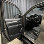 Toyota hilux d-cab sr/4WD/R.camera - Image 15