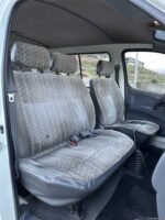 Toyota HiAce 2.4 D 6 lugares-97 - Image 12