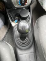 Toyota Hilux Yaris d4d - 06 - Image 11