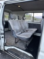 Toyota HiAce 2.4 D 6 lugares-97 - Image 13