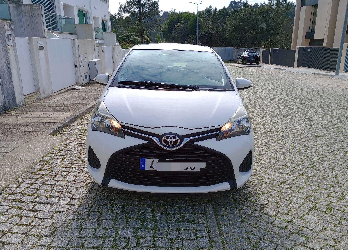 3 Toyota Yaris 1.0 VVT-i Comfort Plus-72 ch-2021-21 - Image 1