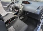 Toyota Yaris 1.0 VVT-I - 100.000 km-11 - Image 10